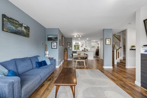 7-240 Keith Road E, North Vancouver, BC 
