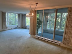 403-5425 Yew Street  Vancouver, BC V6M 3X7