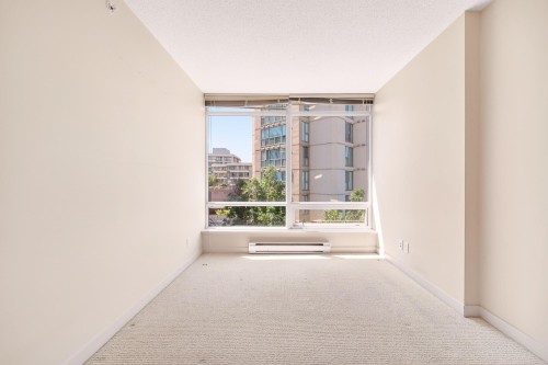 606-8280 Lansdowne Road, Richmond, BC 
