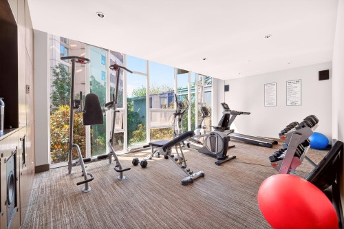 606-8280 Lansdowne Road, Richmond, BC 