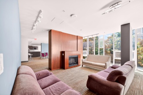 606-8280 Lansdowne Road, Richmond, BC 