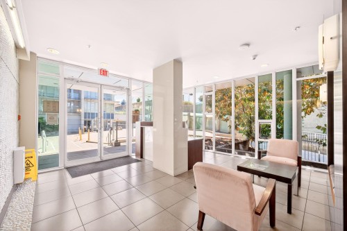 606-8280 Lansdowne Road, Richmond, BC 