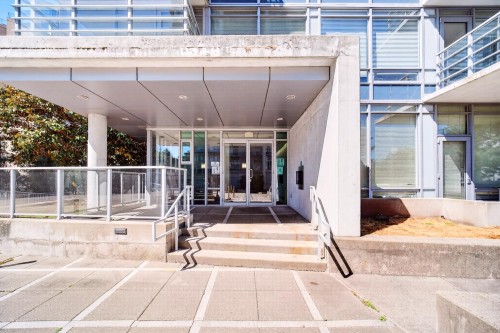 606-8280 Lansdowne Road, Richmond, BC 