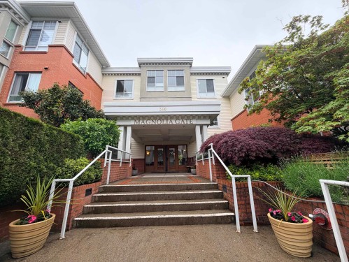 402-360 36Th Avenue E, Vancouver, BC 