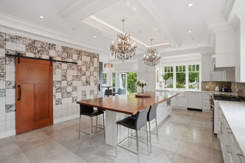 4098 16Th Avenue W, Vancouver, BC 