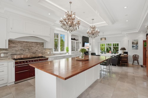 4098 16Th Avenue W, Vancouver, BC 