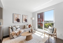 562-955 Hastings Street E Vancouver, BC V6A 0G8