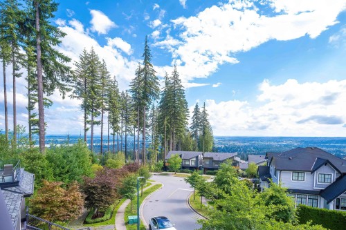 3563 Highland Drive, Coquitlam, BC 