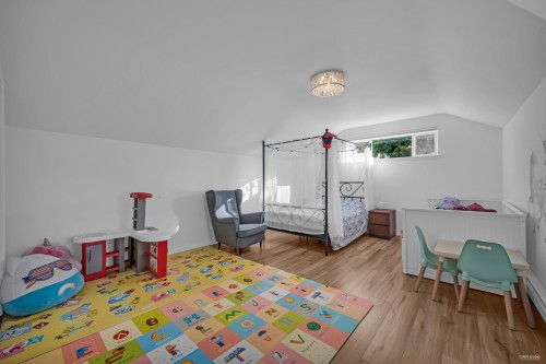 310 Macbeth Crescent, West Vancouver, BC 