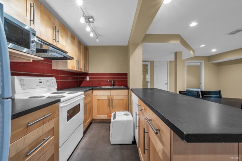 310 Macbeth Crescent, West Vancouver, BC 