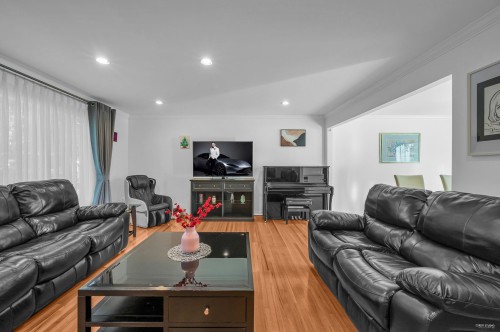 310 Macbeth Crescent, West Vancouver, BC 