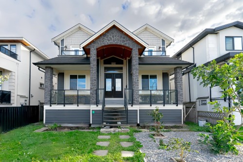 520 Ewen Avenue  New Westminster, BC V3M 5B1