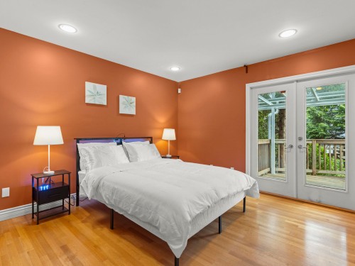 4549 12Th Avenue W, Vancouver, BC 