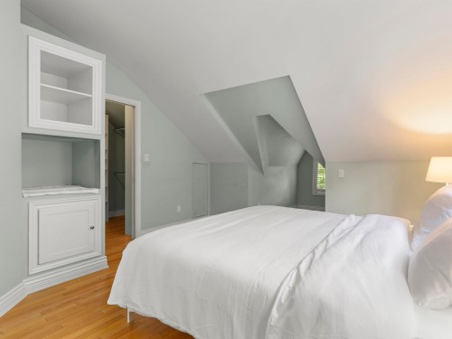 4549 12Th Avenue W, Vancouver, BC 