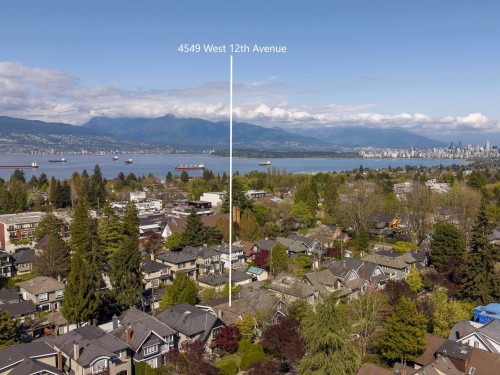 4549 12Th Avenue W, Vancouver, BC 