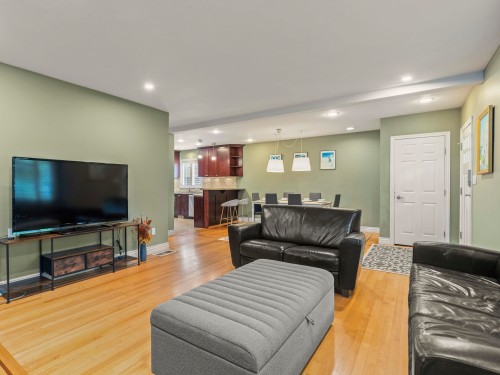 4549 12Th Avenue W, Vancouver, BC 
