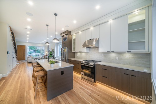 2837 31St Avenue W, Vancouver, BC 
