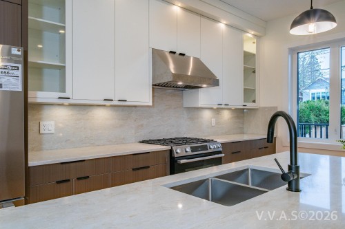 2837 31St Avenue W, Vancouver, BC 