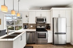 14-4191 No. 4 Road  Richmond, BC V6X 2M2