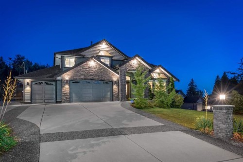 26500 124 Avenue, Maple Ridge, BC - Outdoor