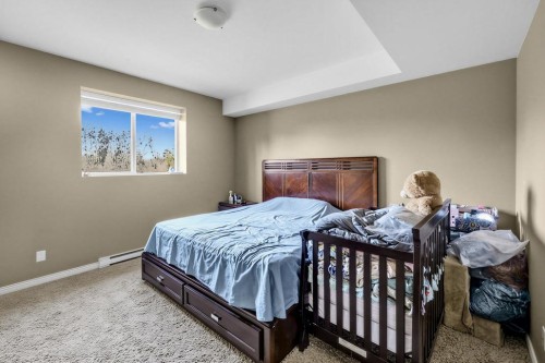26500 124 Avenue, Maple Ridge, BC - Indoor Photo Showing Bedroom