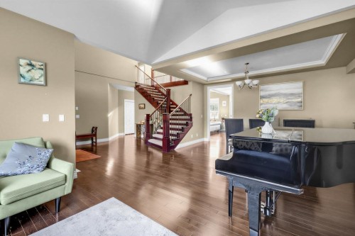 26500 124 Avenue, Maple Ridge, BC - Indoor Photo Showing Living Room