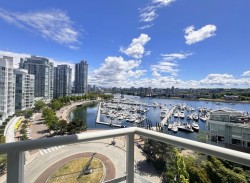 1005-1201 Marinaside Crescent Vancouver, BC V6Z 2V2