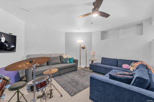 111 Sandringham Crescent, North Vancouver, BC 