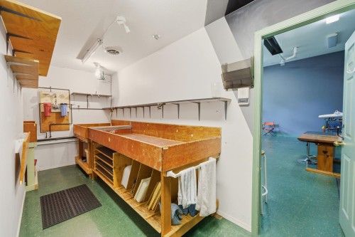 1611 Lynn Valley Road, North Vancouver, BC 