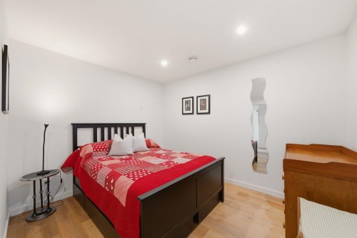1611 Lynn Valley Road, North Vancouver, BC 