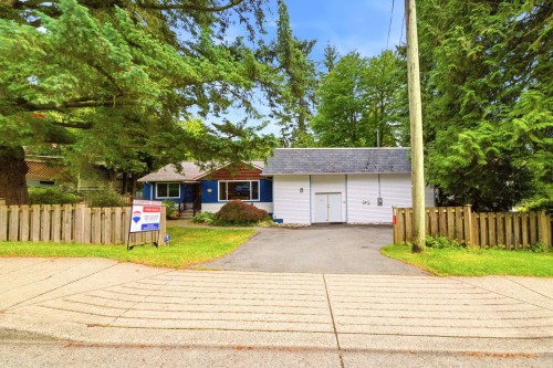 1611 Lynn Valley Road, North Vancouver, BC 
