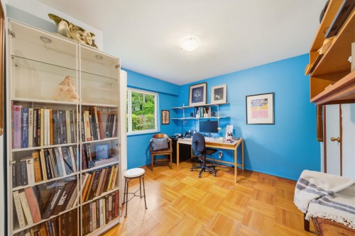 1611 Lynn Valley Road, North Vancouver, BC 