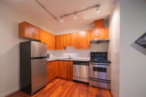 203-440 Richards Street , Vancouver, BC V6B 2Z3 5
