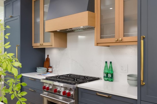 980 Bidwell Street, Vancouver, BC 