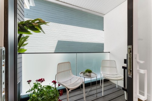980 Bidwell Street, Vancouver, BC 