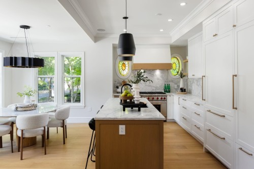 1685 Nelson Street, Vancouver, BC 