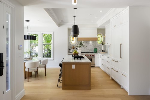 1685 Nelson Street, Vancouver, BC 