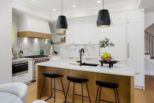 1685 Nelson Street, Vancouver, BC 