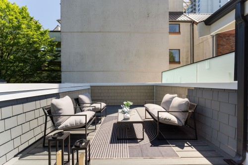 1685 Nelson Street, Vancouver, BC 