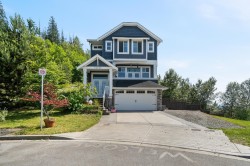 10433 248 Street  Maple Ridge, BC V2W 0H8