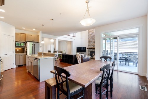 13622 228Th Street, Maple Ridge, BC 