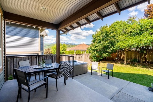 13622 228Th Street, Maple Ridge, BC 