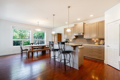 13622 228Th Street, Maple Ridge, BC 