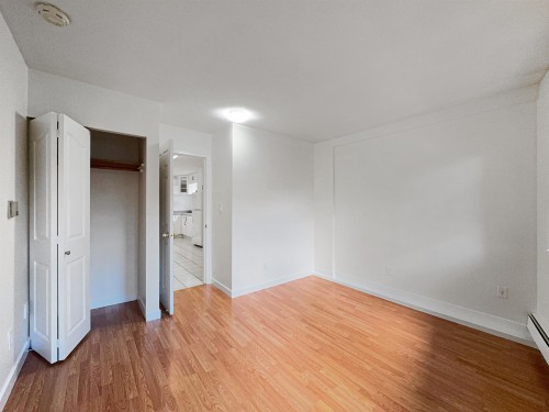 3218 45Th Avenue E, Burnaby, BC 