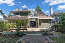 3091 W 38th Avenue  Vancouver, BC V6N 2X4