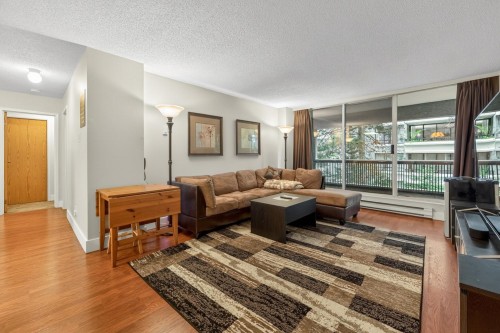 306-550 Eighth Street, New Westminster, BC 