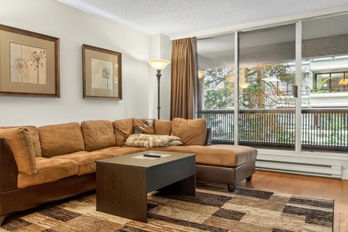 306-550 Eighth Street, New Westminster, BC 
