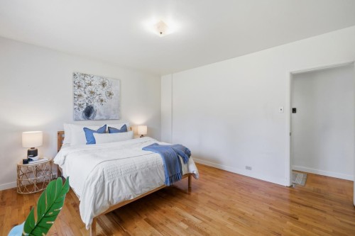 2880 Oxford Street, Vancouver, BC 