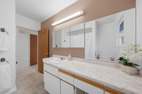 3963 Sefton Street, Port Coquitlam, BC 