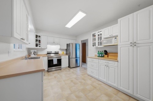 3963 Sefton Street, Port Coquitlam, BC 